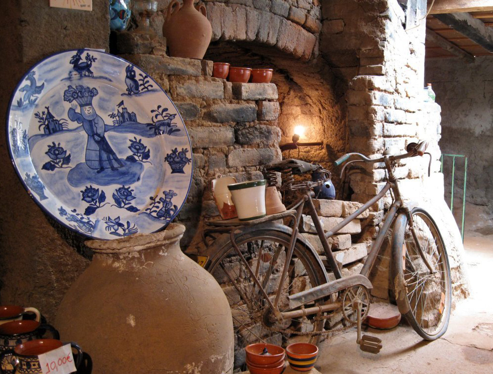 pottery